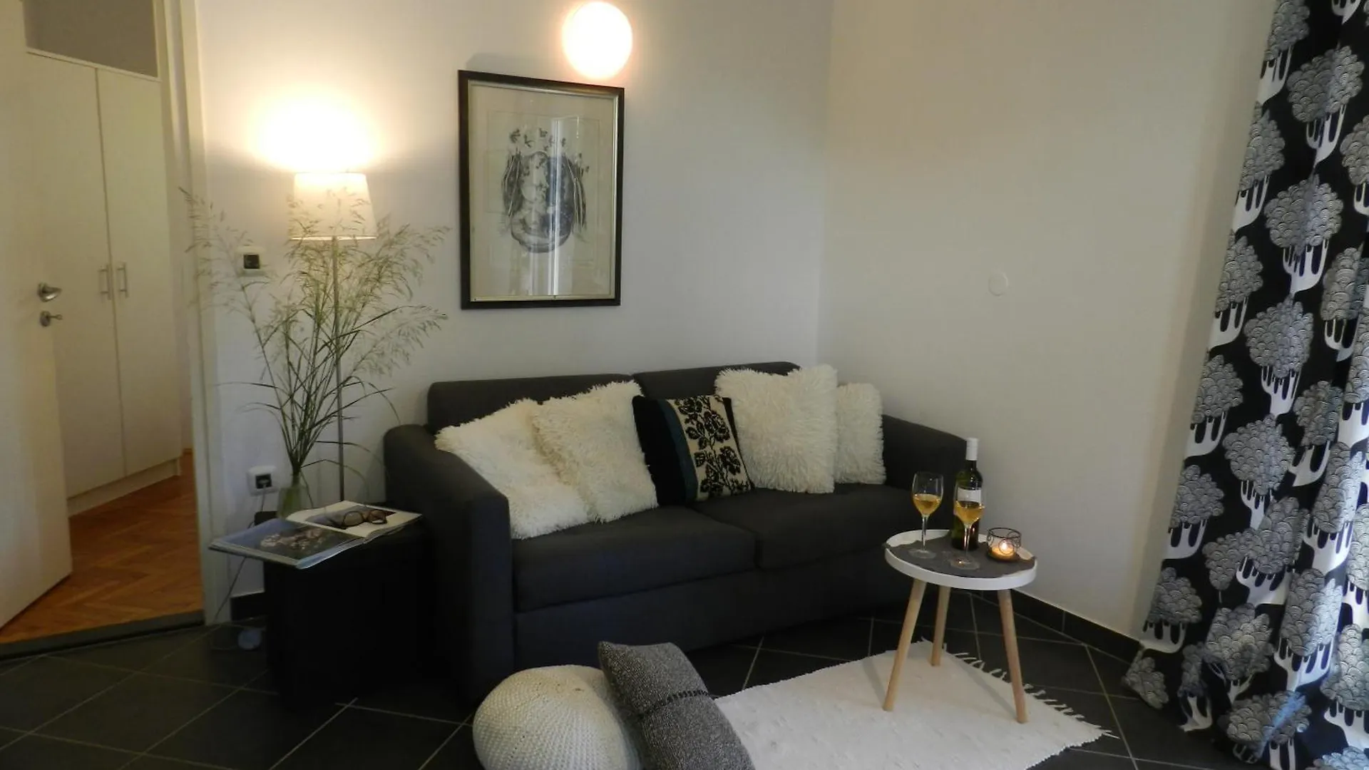 Apartments Lodra Pula
