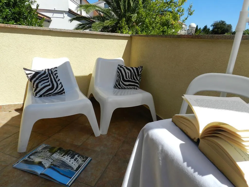 Apartments Lodra Pula