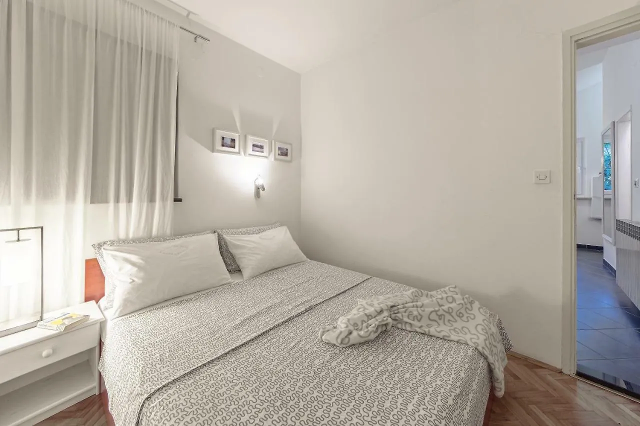 Apartments Lodra Pula Croatia